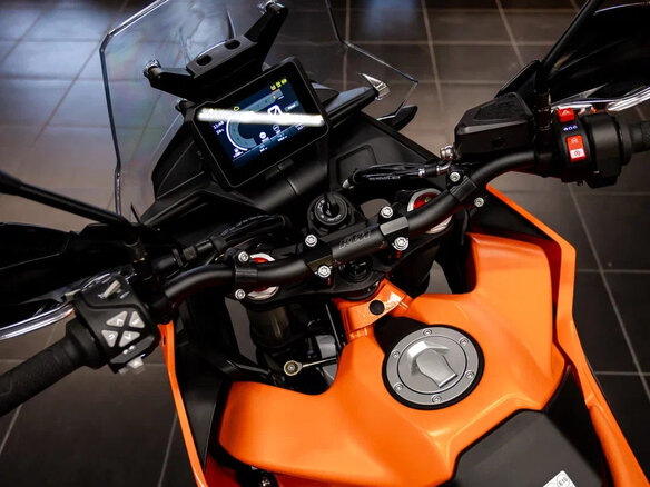 2024 KTM 890 Adventure R Rally, оранжевый, 2300000 рублей - вид 22