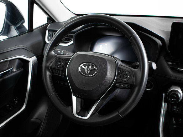 2024 Toyota RAV4 V (XA50), чёрный - вид 17
