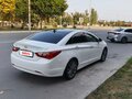 2011 Hyundai Sonata VI (YF), белый, 1320000 рублей - вид 5
