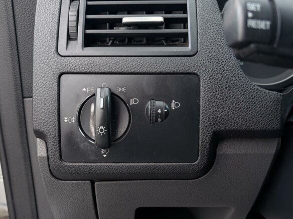2006 Ford C-MAX I, серебристый - вид 18