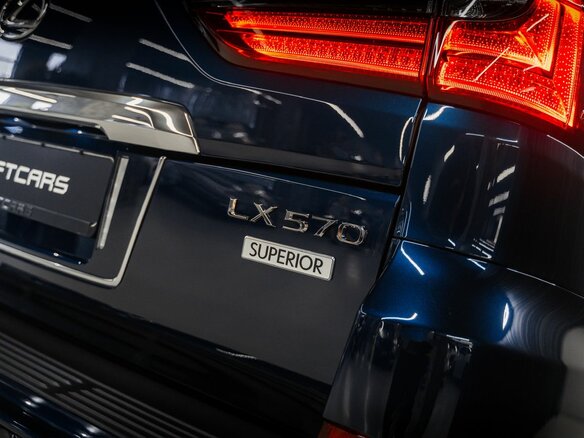 2018 Lexus LX 570 III Рестайлинг 2, синий, 9994000 рублей - вид 18