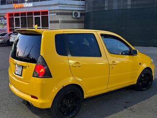 2002 Daihatsu YRV I Рестайлинг, жёлтый, 400000 рублей, вид 4