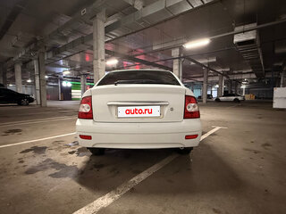 2010 Lada (ВАЗ) Priora I, белый, 320000 рублей, вид 4