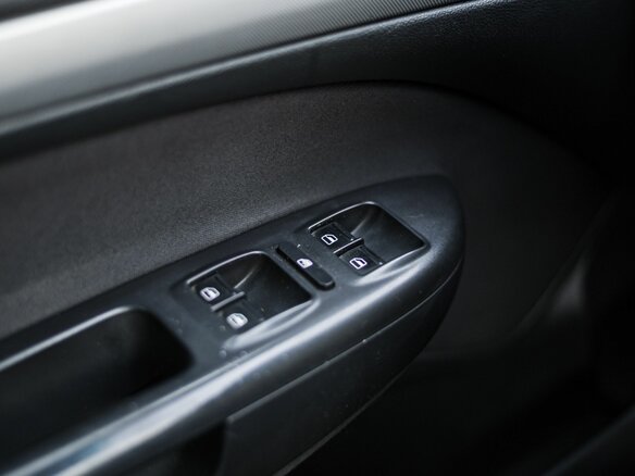 2012 Skoda Octavia II (A5) Рестайлинг, белый, 599000 рублей - вид 7