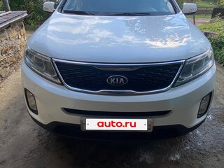 2013 Kia Sorento II Рестайлинг, белый, 1730000 рублей, вид 1