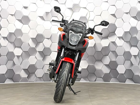 2012 Honda NC 700X, красный - вид 4
