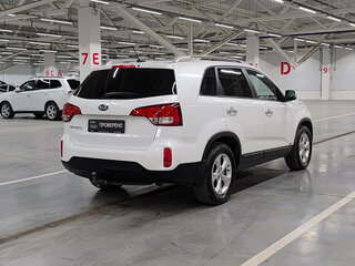 2019 Kia Sorento II Рестайлинг, белый, 1950000 рублей, вид 5