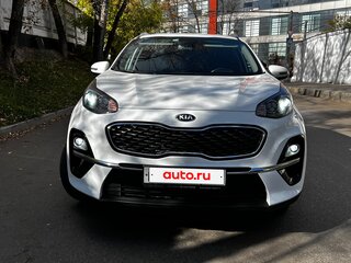 2020 Kia Sportage IV Рестайлинг, белый, 2550000 рублей, вид 2