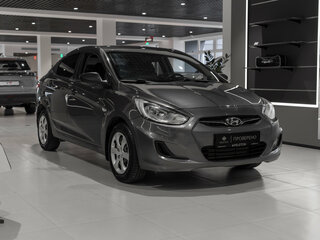 2013 Hyundai Solaris I, чёрный, 795000 рублей, вид 2