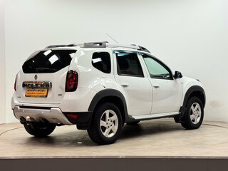 2015 Renault Duster I Рестайлинг, белый, 1069000 рублей, вид 4