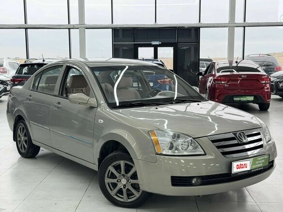 2010 Vortex Estina I, бежевый, 399000 рублей - вид 3