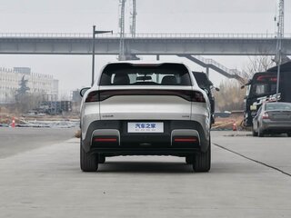 2026 Changan Qiyuan Q05 40.3 kWh II, серебристый, 2190000 рублей, вид 4