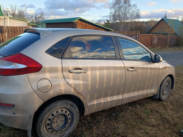 2011 Chery Very (A13), бежевый, 200000 рублей - вид 1
