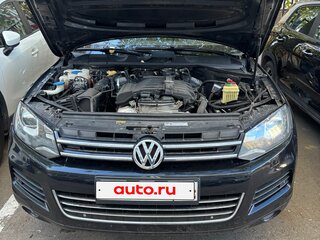 2013 Volkswagen Touareg II, чёрный, 1850000 рублей, вид 4