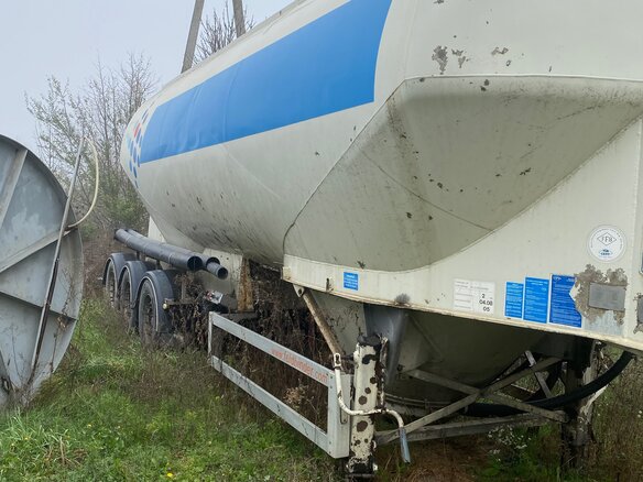 2002 Feldbinder 36, белый, 2500000 рублей - вид 1