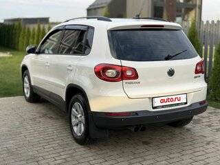 2011 Volkswagen Tiguan I, белый, 949000 рублей, вид 2