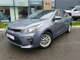 2018 Kia Rio IV, серый, 1399000 рублей, вид 1