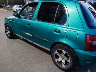 1998 Nissan March II (K11), зелёный, 140000 рублей, вид 3