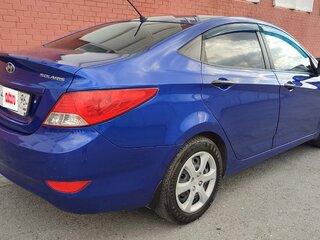 2011 Hyundai Solaris I, синий, 690000 рублей, вид 4