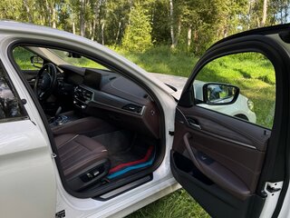 2020 BMW 5 серии Long 530Li xDrive VII (G30/G31/G38) Рестайлинг, белый, 5400000 рублей, вид 4