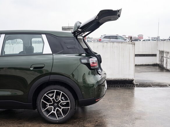 2026 Leapmotor A10 53 kWh, зелёный, 1920000 рублей - вид 7