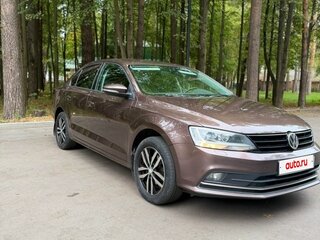2015 Volkswagen Jetta VI Рестайлинг, коричневый, 1195000 рублей, вид 4
