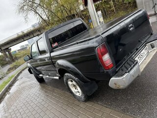 2012 Nissan NP300, чёрный, 700000 рублей, вид 3