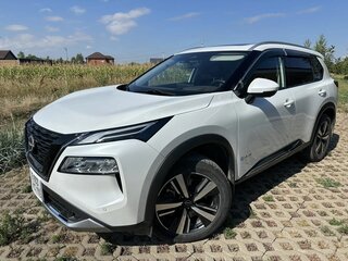 2024 Nissan X-Trail IV, белый, 4150000 рублей, вид 2