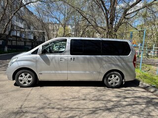 2008 Hyundai Grand Starex I, серый, 1200000 рублей, вид 2