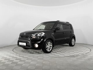 2013 Kia Soul I Рестайлинг, чёрный, 900000 рублей, вид 1