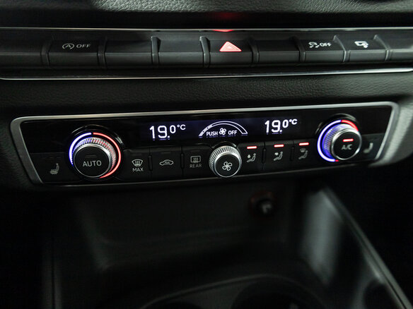 2016 Audi A3 III (8V), коричневый - вид 15