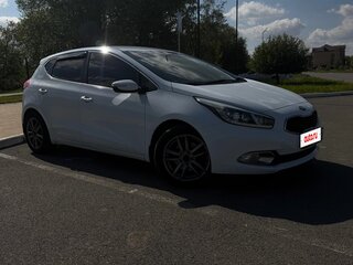 2013 Kia Ceed II, белый, 1230000 рублей, вид 3