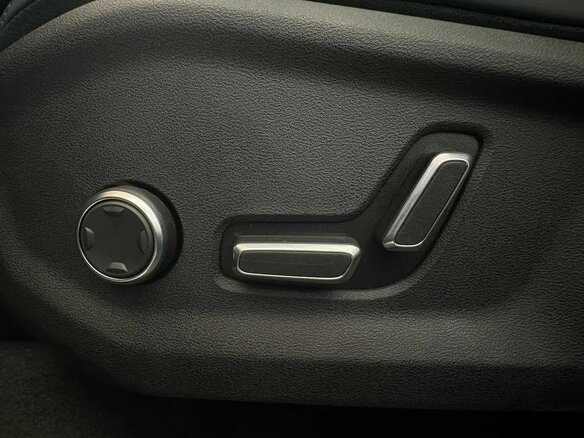 2026 Geely Monjaro I Рестайлинг, серый, 4954990 рублей - вид 9