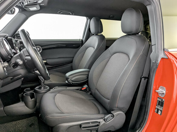 2020 Mini Hatch Cooper III (F55/F56) Рестайлинг, оранжевый, 2330000 рублей - вид 19