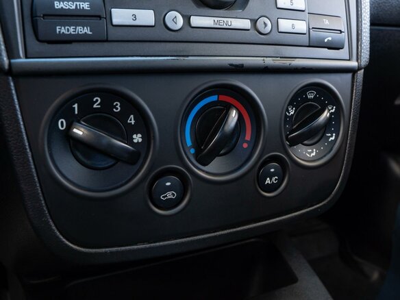 2007 Ford Fiesta Mk5, чёрный, 399000 рублей - вид 13
