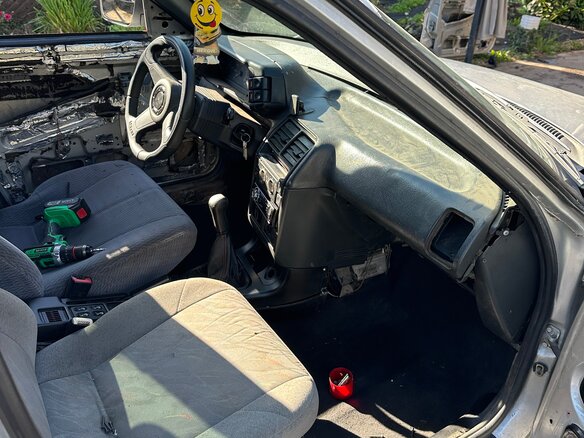 2004 Lada (ВАЗ) 2110, серебристый, 70000 рублей - вид 9