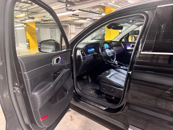 2020 Kia Sorento IV, чёрный - вид 16