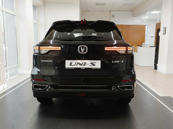 2025 Changan UNI-S I, чёрный, 3179900 рублей - вид 5