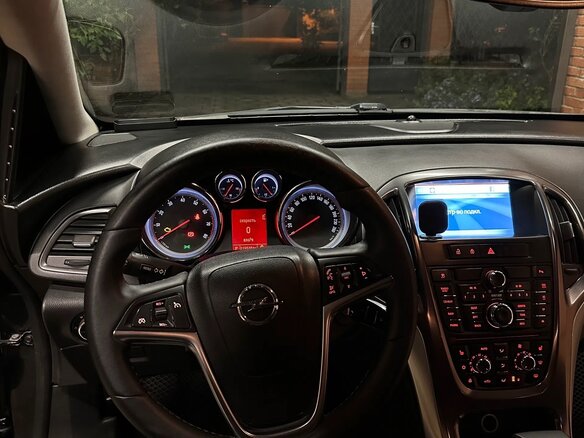 2011 Opel Astra J, чёрный, 560000 рублей - вид 10