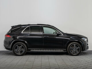 2018 Mercedes-Benz GLE 450 II (V167), чёрный, 6750000 рублей, вид 4