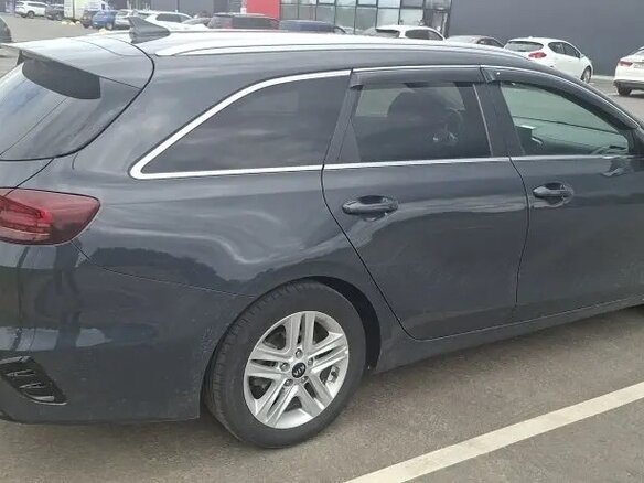 2019 Kia Ceed III, серый, 1450000 рублей - вид 2