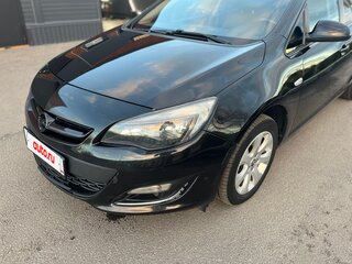 2013 Opel Astra J Рестайлинг, чёрный, 728000 рублей, вид 3