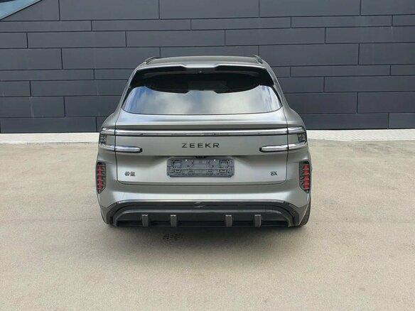 2026 Zeekr 8X Dawn, серый, 13500000 рублей - вид 3