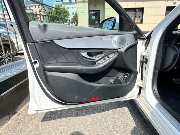 2015 Mercedes-Benz C-Класс 180 IV (W205), белый, 1780000 рублей - вид 12
