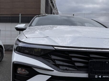 2026 Hyundai Elantra VII (CN7) Рестайлинг, белый, 2160000 рублей, вид 4