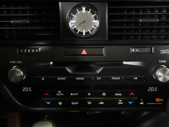 2019 Lexus RX 300 IV Рестайлинг, белый, 5200000 рублей - вид 21