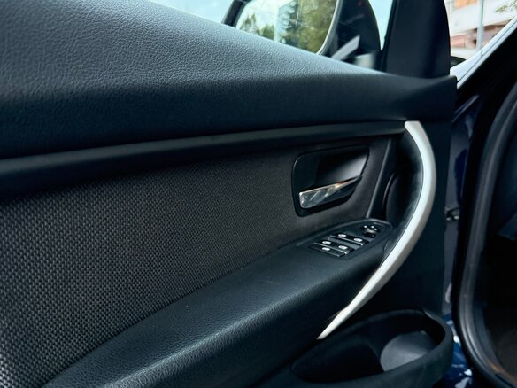 2016 BMW 3 серии 320i VI (F3x) Рестайлинг, синий - вид 15