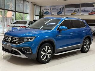 2023 Volkswagen Tayron I Рестайлинг, синий, 2100000 рублей, вид 1
