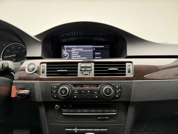 2011 BMW 3 серии 320i V (E90/E91/E92/E93) Рестайлинг, белый, 1224000 рублей - вид 17