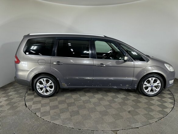 2012 Ford Galaxy II Рестайлинг, коричневый, 730000 рублей - вид 3